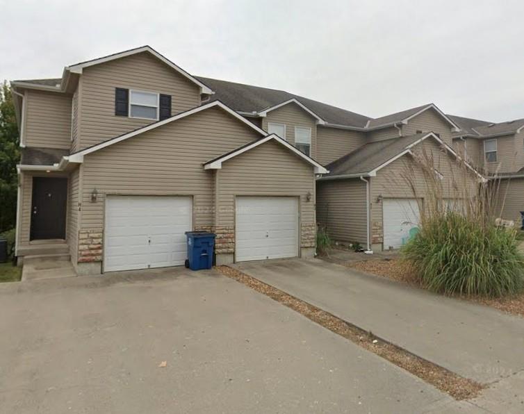 425 Hawthorne #h1 H2 H4 Blvd, Warrensburg, MO 64093