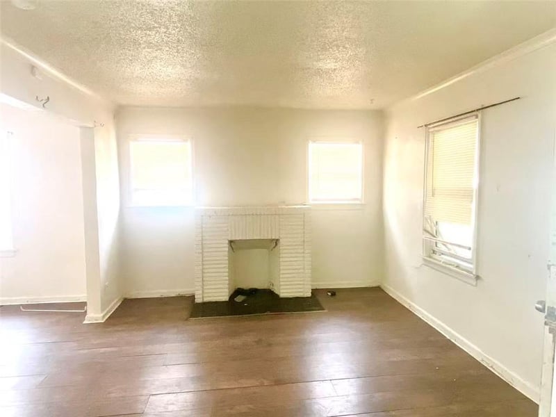 4342 Myrtle Ave, Kansas City, MO 64130