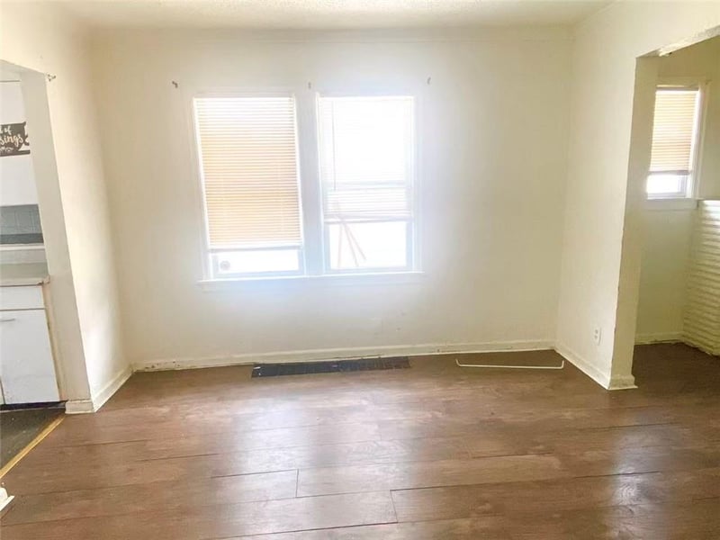 4342 Myrtle Ave, Kansas City, MO 64130