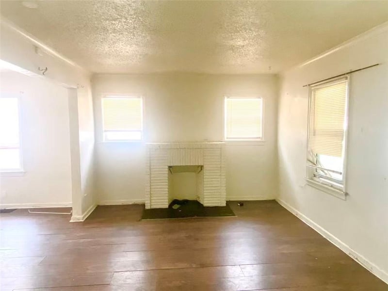 4342 Myrtle Ave, Kansas City, MO 64130