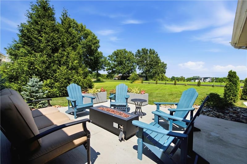20280 Nall Ave, Stilwell, KS 66085