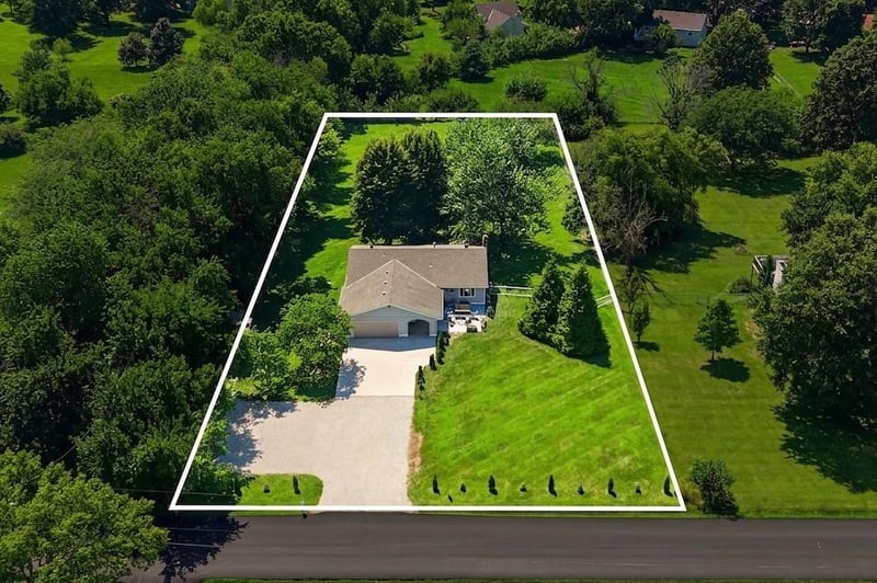 20280 Nall Ave, Stilwell, KS 66085