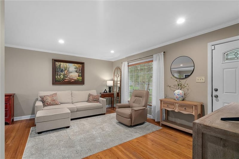 5315 71st Ter, Prairie Village, KS 66208