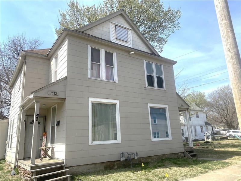 1010 18th St, St Joseph, MO 64507
