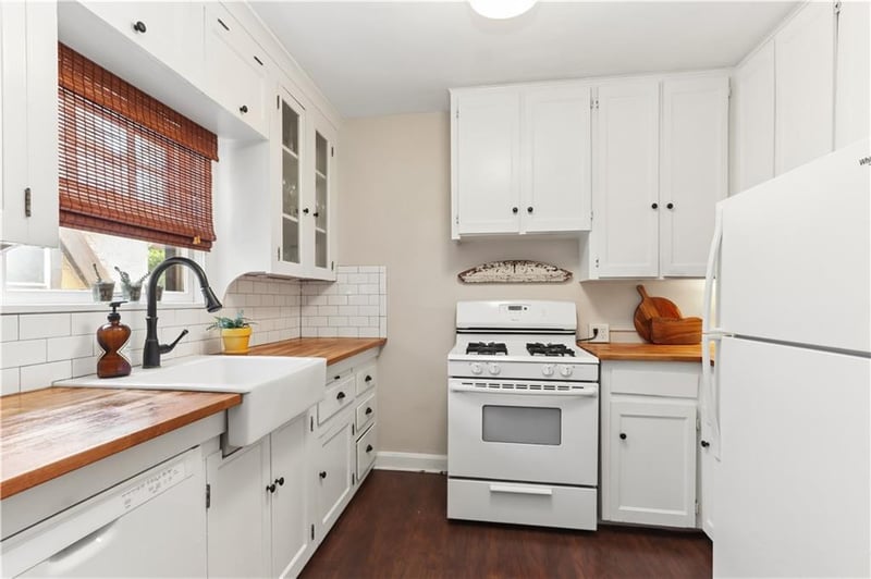 620-22 Meyer Blvd, Kansas City, MO 64131