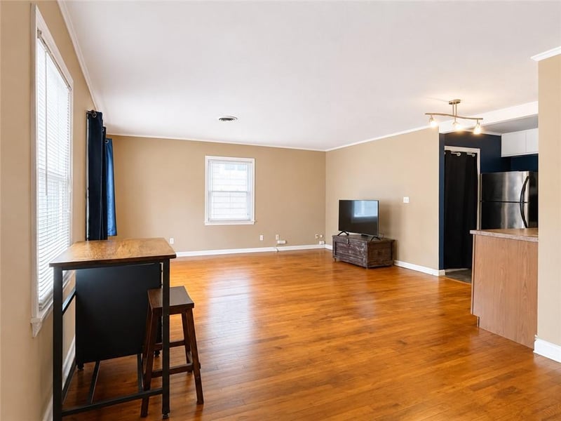 1444 E 24th Ave, North Kansas City, MO 64116
