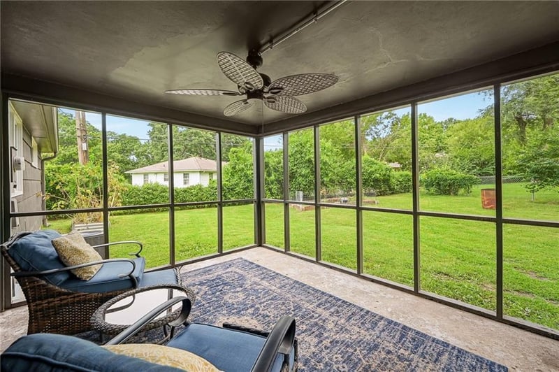 500 SW 4th St, Lee's Summit, MO 64063