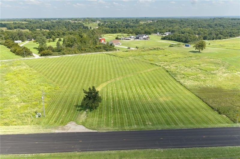 18261 Linwood Rd, Linwood, KS 66052