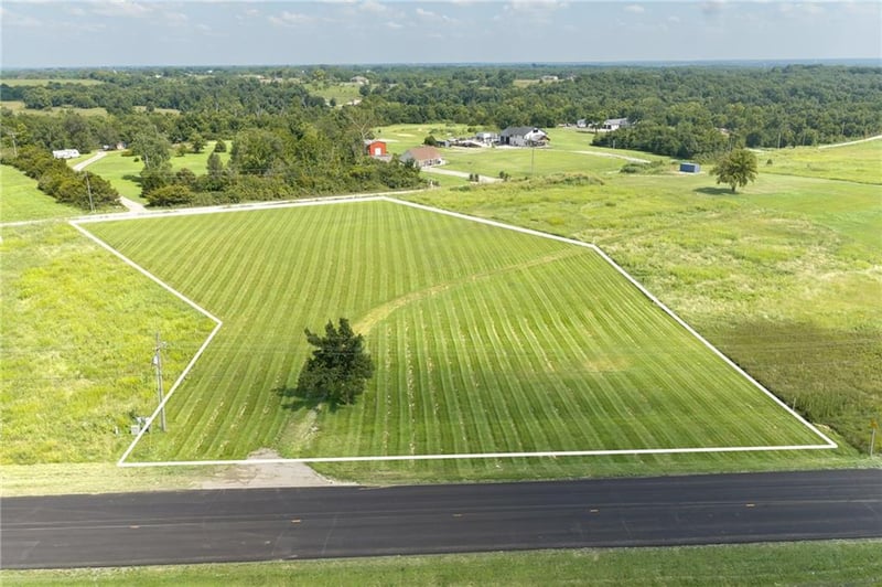 18261 Linwood Rd, Linwood, KS 66052