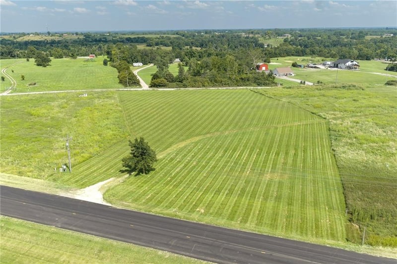 18261 Linwood Rd, Linwood, KS 66052