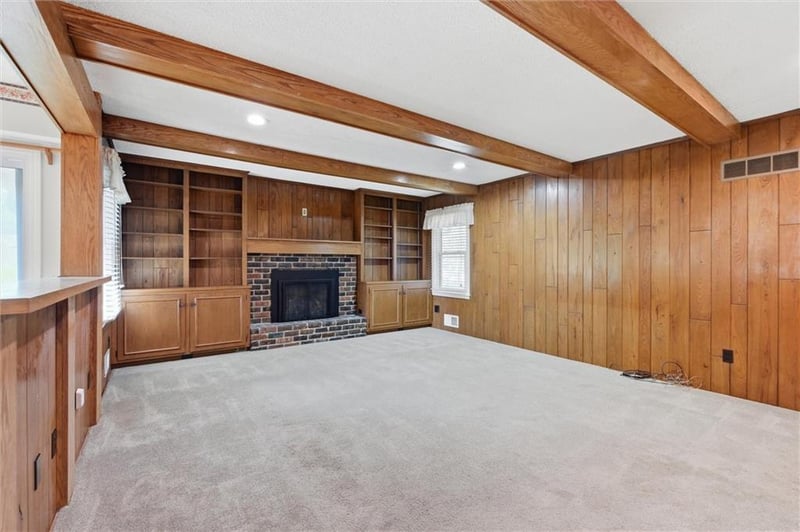 7309 101st St, Overland Park, KS 66212