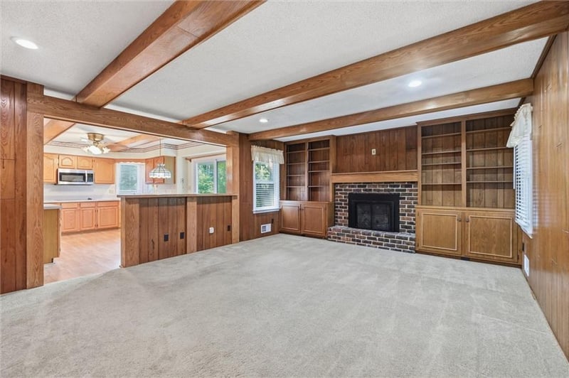 7309 101st St, Overland Park, KS 66212