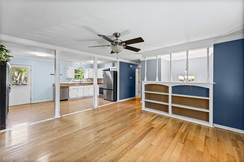 605 Franklin St, Spring Hill, KS 66083