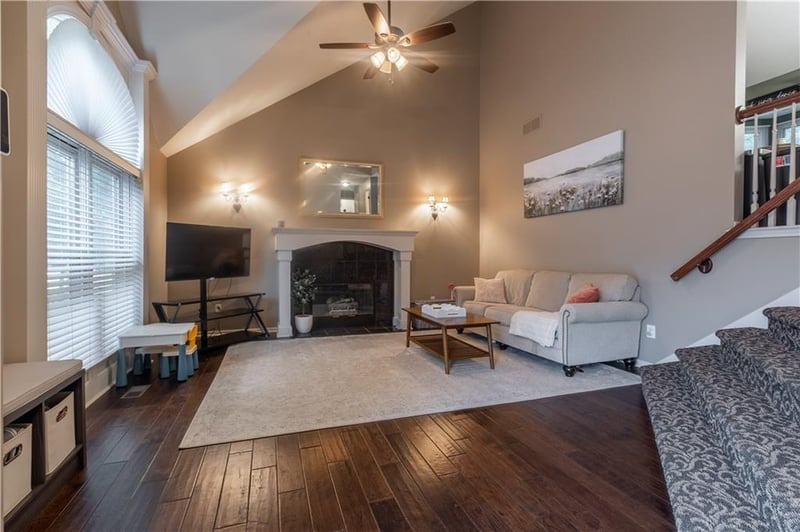 8804 Anita Ave, Kansas City, MO 64154