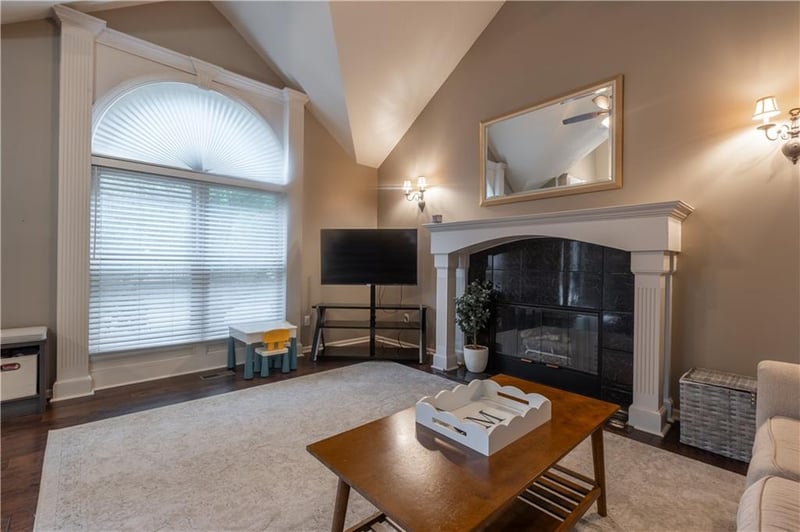 8804 Anita Ave, Kansas City, MO 64154