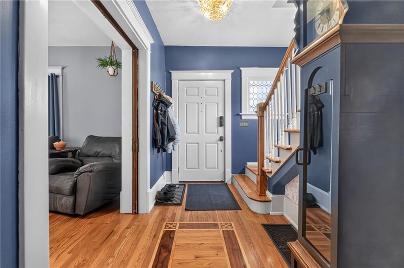315 Grand Ave, Lee's Summit, MO 64063