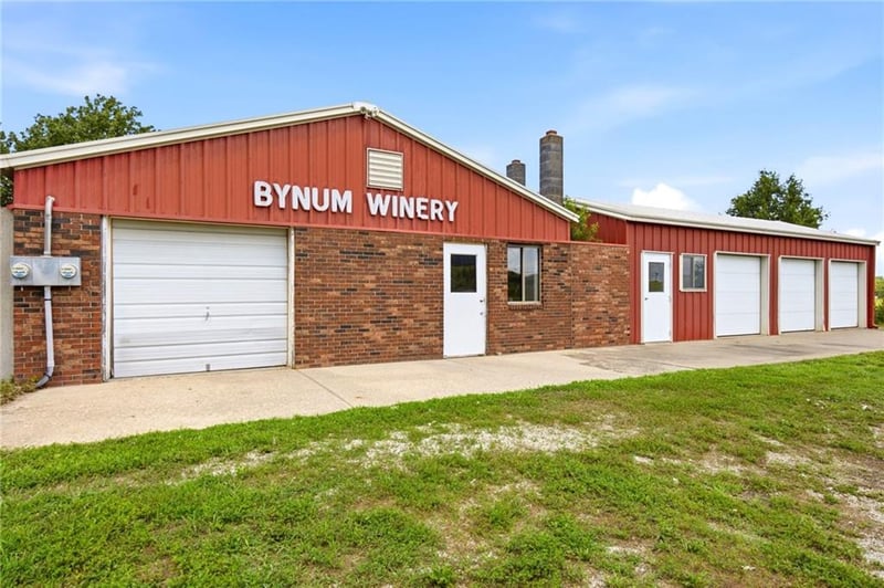 13520 S Sam Moore Rd, Lone Jack, MO 64070