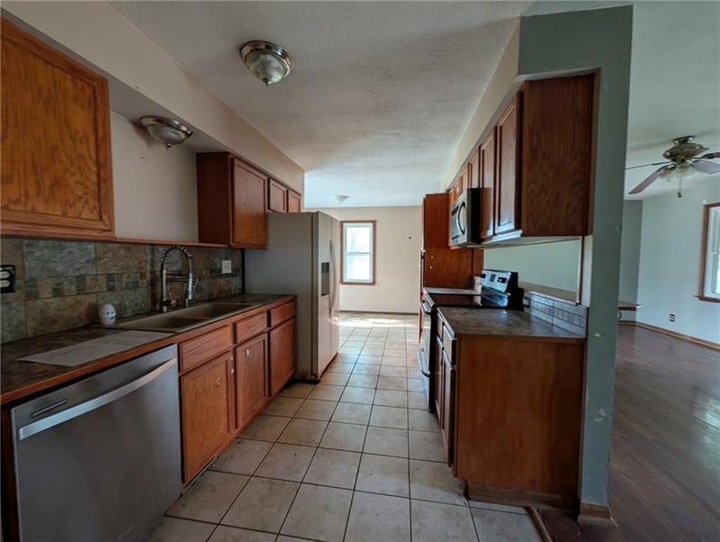 134 1291st Rd, Knob Noster, MO 65336