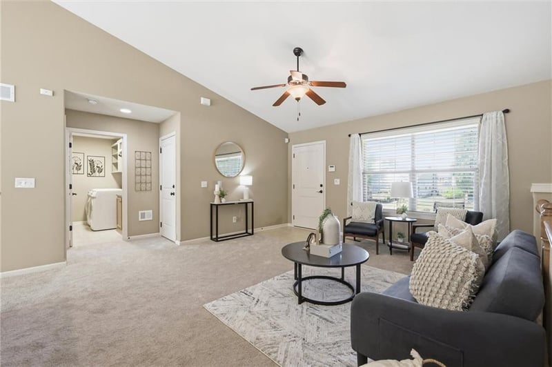 14501 Richmond Ave, Grandview, MO 64030