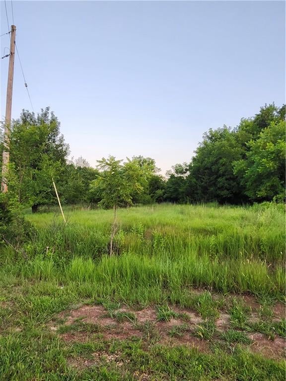 54 Oklahoma Dr, Linn Valley, KS 66040