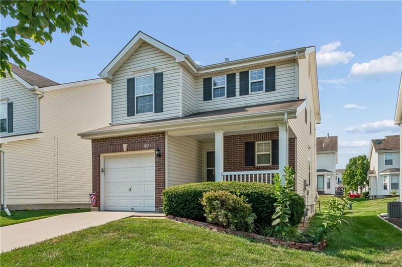 9831 98th Ter, Kansas City, MO 64157