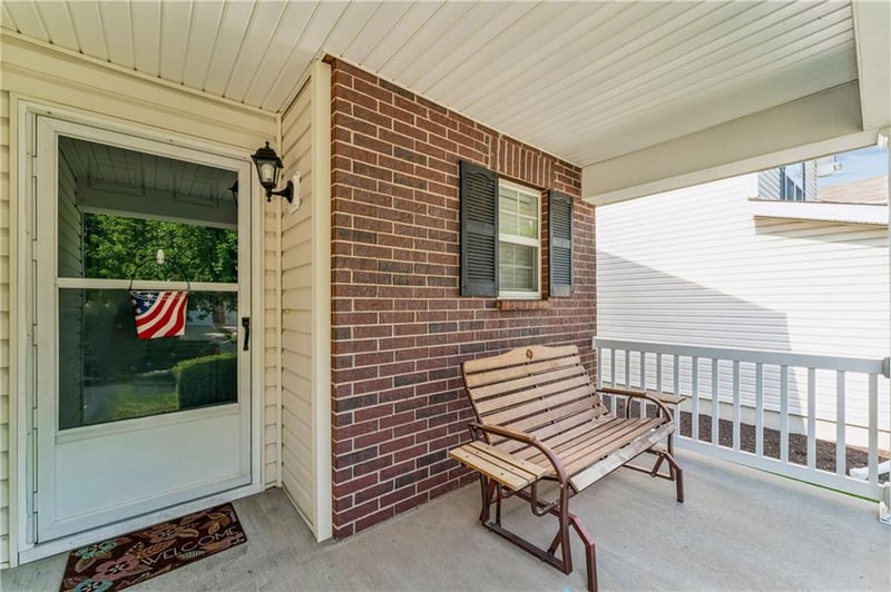 9831 98th Ter, Kansas City, MO 64157