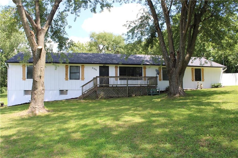 2511 Yocum Rd, Independence, MO 64058