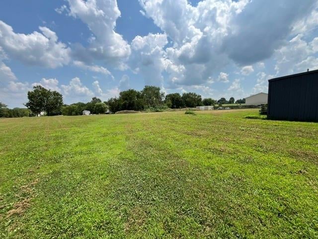 31933 Old Kc Rd, Paola, KS 66071
