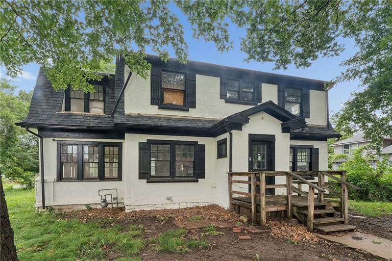 7344 Lydia Ave, Kansas City, MO 64131