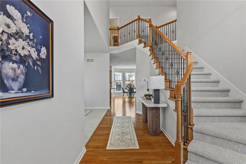 13716 Parkhill St, Overland Park, KS 66221