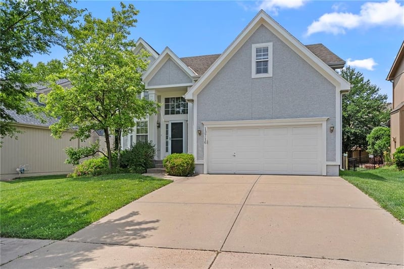 13716 Parkhill St, Overland Park, KS 66221