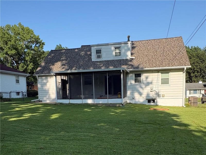 4212 Union St, Independence, MO 64055
