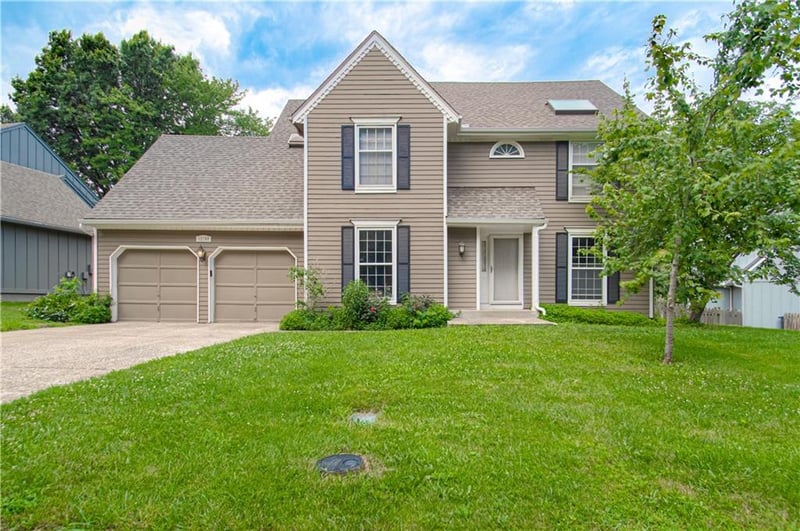 12100 Beverly St, Overland Park, KS 66209