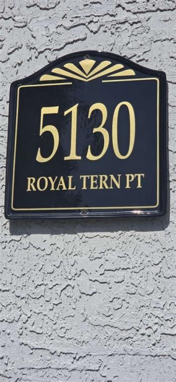 5130 Royal Tern Point, Lee's Summit, MO 64082