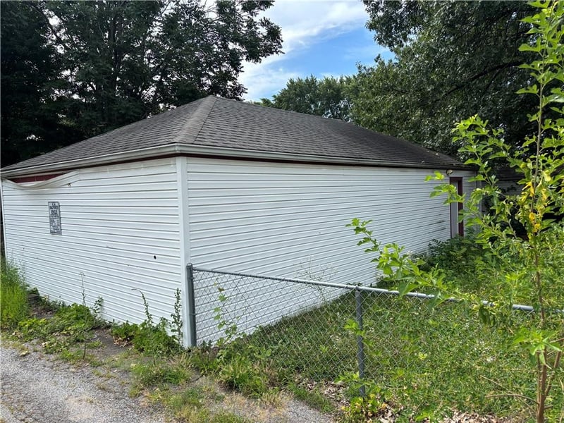 1917 Scott Ave, Independence, MO 64052