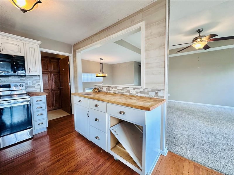 1603 7th Street Ter, Knob Noster, MO 65336