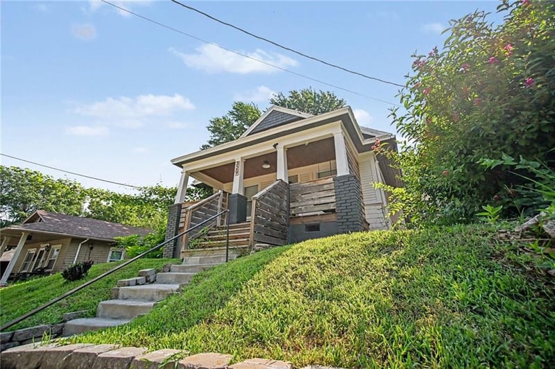 329 Cambridge St, Kansas City, KS 66103