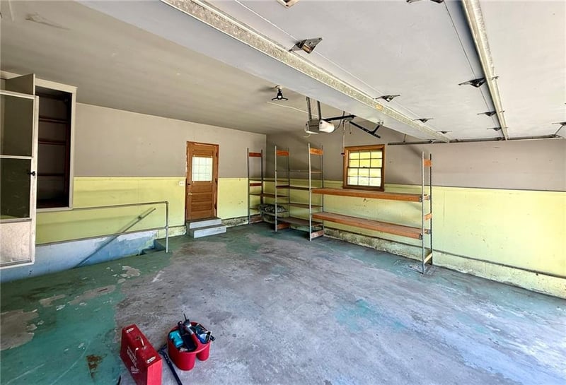 11812 E 48th St, Kansas City, MO 64133