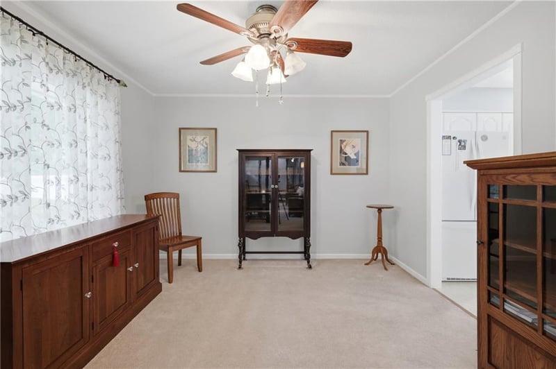2412 Paris Dr, Blue Springs, MO 64015