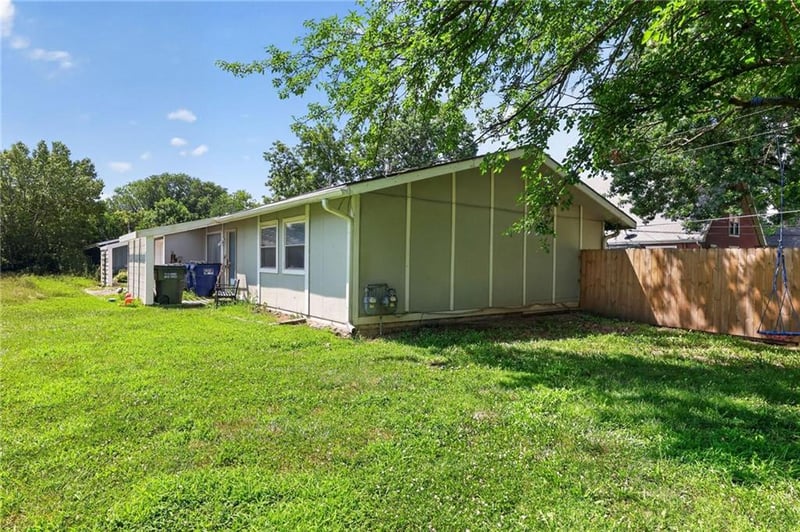 3209 Rainier Dr, Lawrence, KS 66047