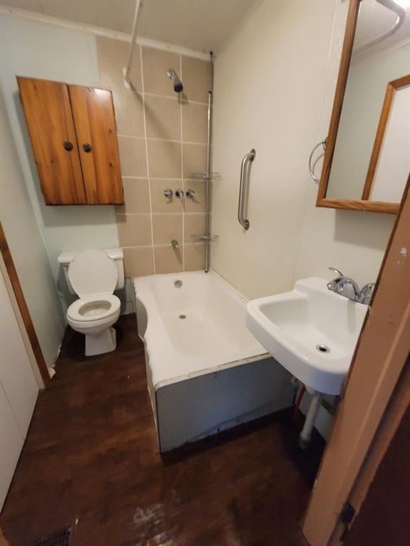 724 Hazel St, Excelsior Springs, MO 64024