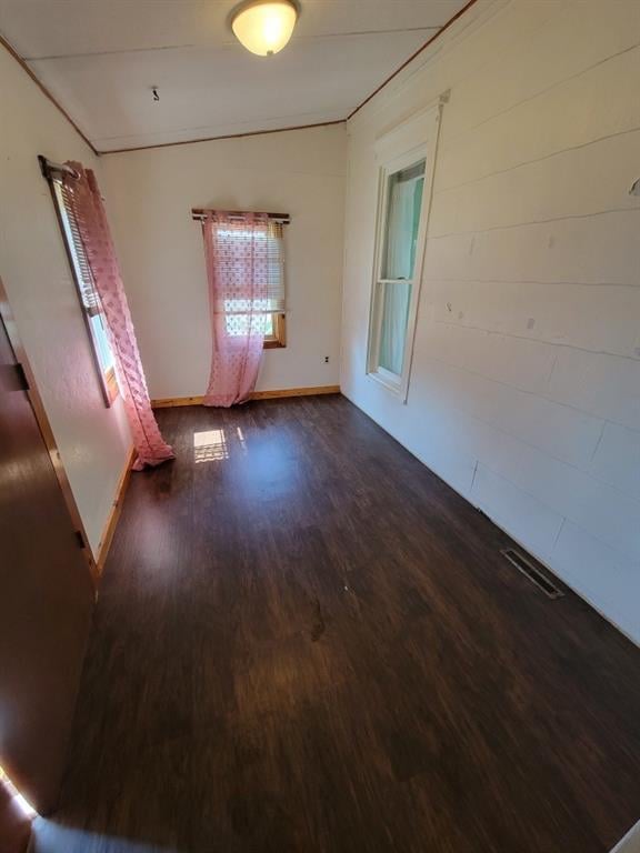 724 Hazel St, Excelsior Springs, MO 64024