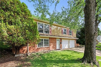 9939 Harrison St, Kansas City, MO 64131