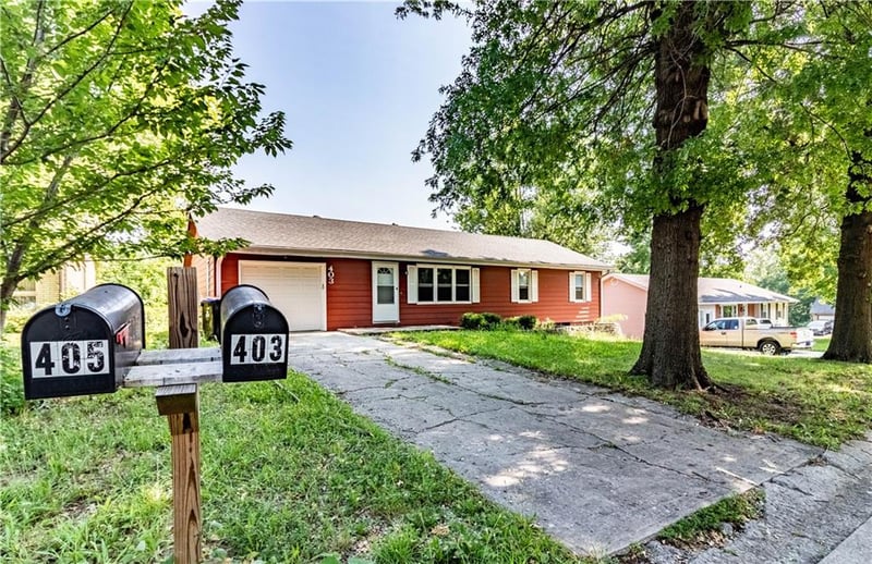 403 Benjamin Dr, Warrensburg, MO 64093