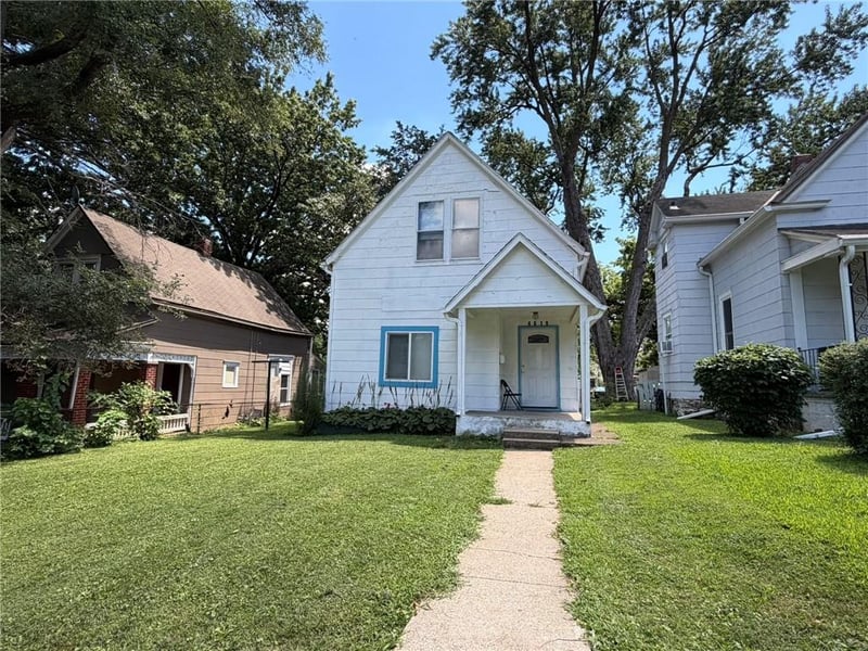 4619 8th St, Kansas City, MO 64124