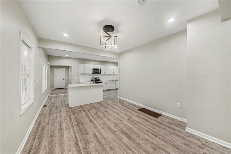 3223 E 6th St, Kansas City, MO 64124