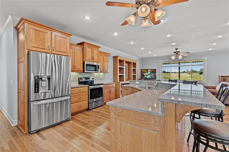 39803 K Hw, Richmond, MO 64085