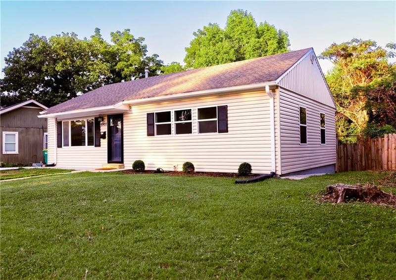2907 25th St, Kansas City, KS 66106