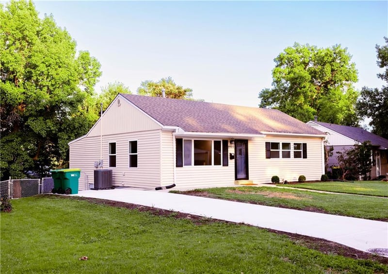 2907 25th St, Kansas City, KS 66106