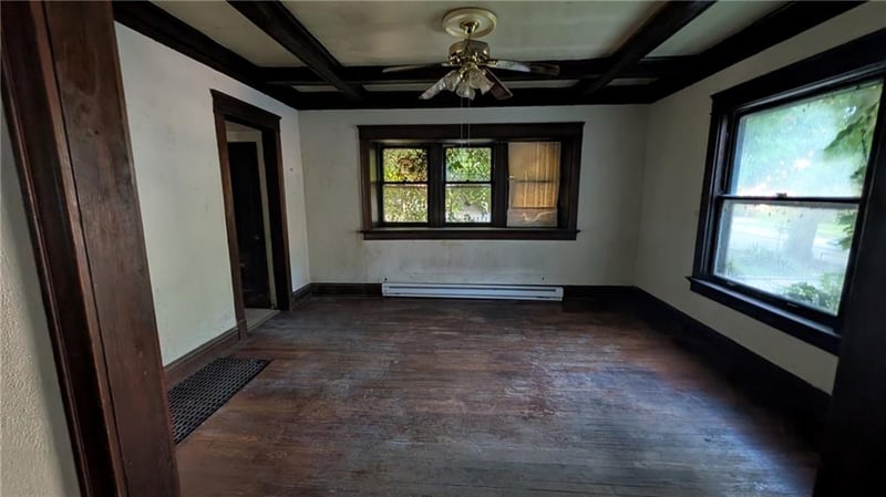 3232 Wabash Ave, Kansas City, MO 64109